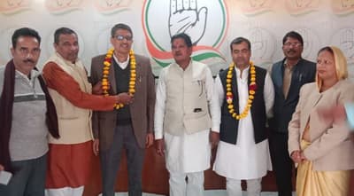 Congress made Dinesh Kumar Singh the observer of Jhansi for the Lok Sabha elections