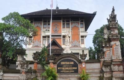 First Hindu university opened in Indonesia