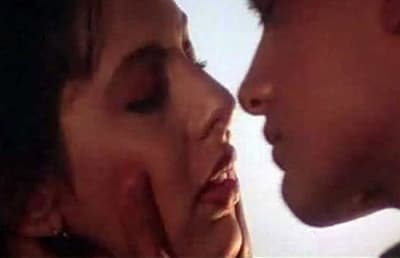  Aamir Khan's Kissing Scene With Pooja Bedi