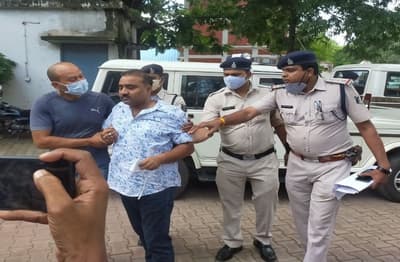 फरार कुख्यात शराब तस्कर संजय बिहारी गिरफ्तार, साइकिलिंग के लिए निकले CSP ने होटल में की छापेमार कार्रवाई