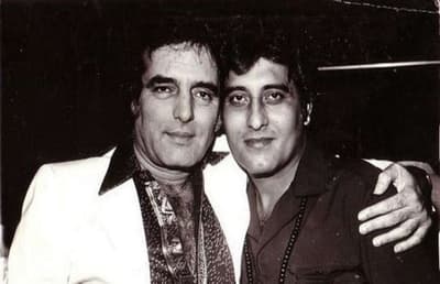 Vinod Khanna and Feroz Khan Died on the Same Date with same disease
