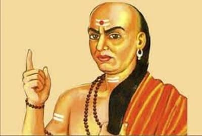 Chanakya Niti - अगर जीवन में होना है सफल तो अवश्य माने चाणक्य की ये बातें