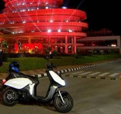 hero_motocorp_electric_scooter.png