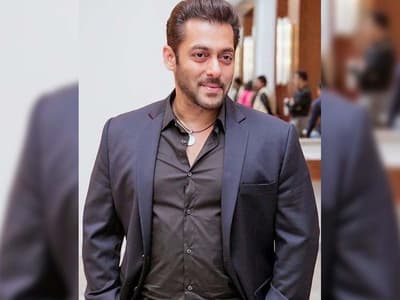 Salman Khan calls Dharmendra most beautiful looking man