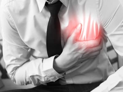 Heart Attack Symptoms Pain in the jaw and in the left hand side