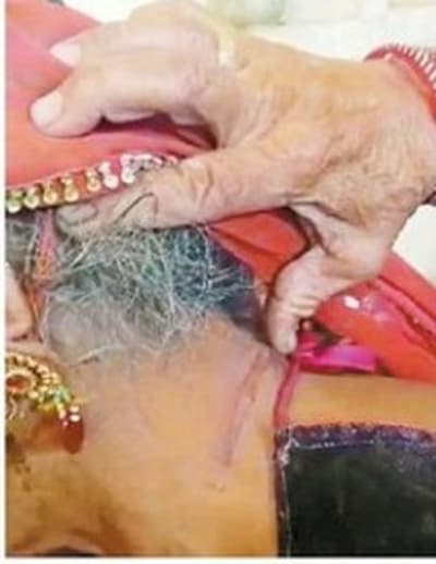  समदड़ी क्षेत्र के मोतीसरा में घर में सो रही बुजुर्ग महिला की कंठी लूटी।