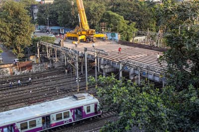 रेलवे ने लिया 27 घंटे का मेगा ब्लॉक, भायखला-सीएसएमटी के बीच ट्रेन सेवा बंद