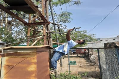 नगर निगम सीमा में 5 रोड कनेक्शन काटे, ग्रामीण क्षेत्र में 25 ट्रांसफार्मर उतारे