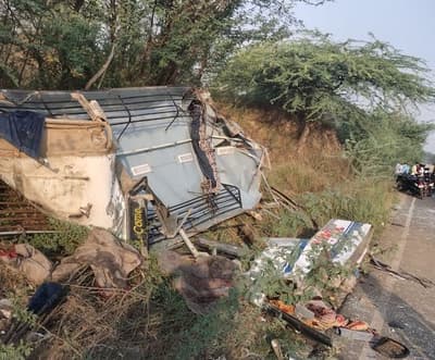 Bus carrying wedding procession overturns in Jalaun, five killed