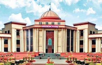 CG High Court: No more than 30% reservation for women allowed