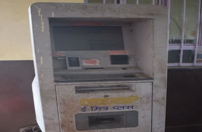Layer of dust on Digital India, machines worth lakhs of rupees getting damaged
