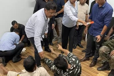  mob-attacks-meghalaya-chief-minister-s-office-5-injured