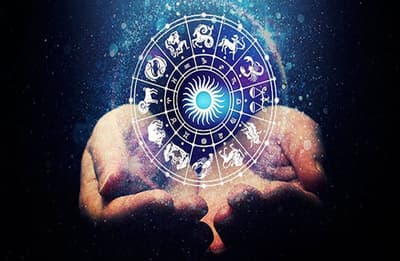 AI Turns Astrologer