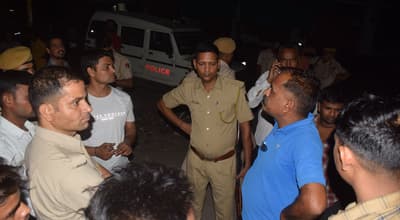 Miscreants took ASI and friend from the highway by putting them in a car, high voltage drama played in the night