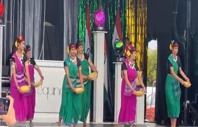 Chhattisgarhi dance to the tune of 'Hi...Dara Lor Gehe Re' in London