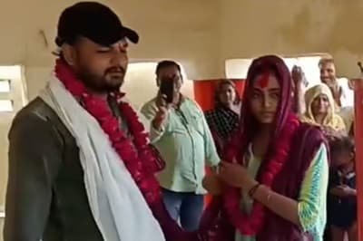 Daughter love marriage her boyfriend police station front of father in Auraiya