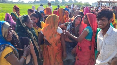 Kanpur news:संदिग्ध परिस्थितियों में पेड़ से लटकता मिला युवक का शव, परिजनों ने बोले आत्महत्या नहीं हत्या