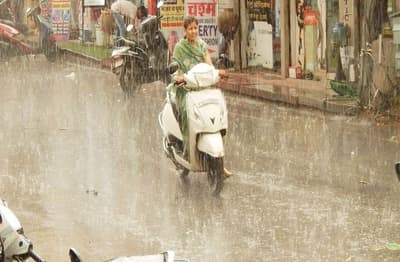 today weather: राजस्थान में 24 घंटे में फिर गति पकड़ेगा मानसून, यहां होगी झमाझम बारिश