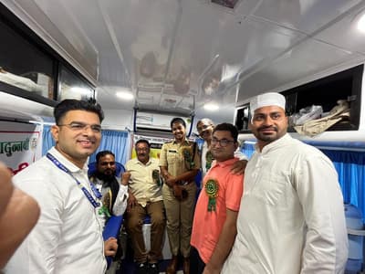 Youth celebrated Eid Miladunnabi by donating blood, collected 25 units of blood