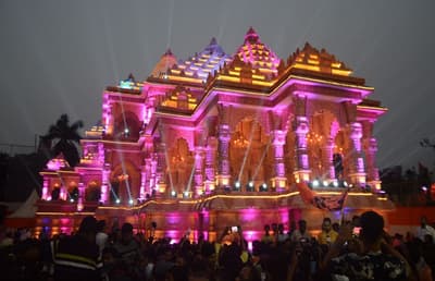 WEST BENGAL DURGA PUJA 2023-- राम मंदिर की थीम पर दुर्गा पूजा पंडाल का किया उद्घाटन