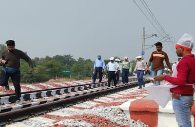 झांसी- दतिया के बीच 110 की स्पीड से दौडेंगी ट्रेनें
