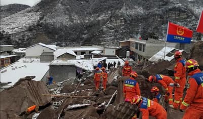 massive_landslide_in_china.jpg